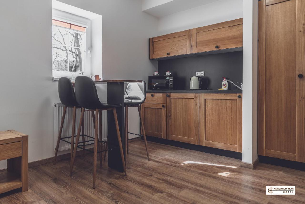 Hotel Nemojansky Mlyn Nemojany エクステリア 写真