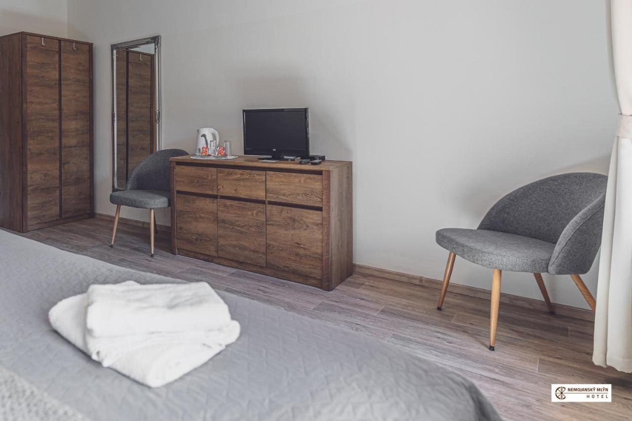 Hotel Nemojansky Mlyn Nemojany エクステリア 写真