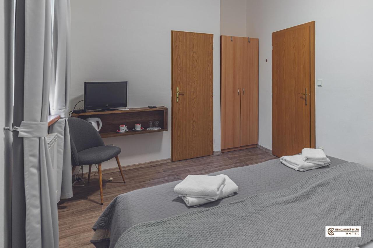 Hotel Nemojansky Mlyn Nemojany エクステリア 写真