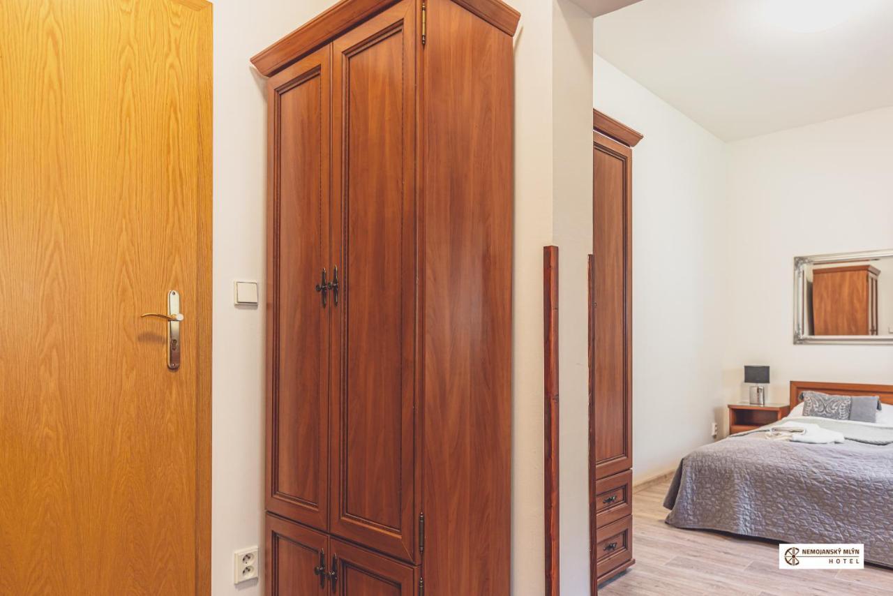 Hotel Nemojansky Mlyn Nemojany エクステリア 写真
